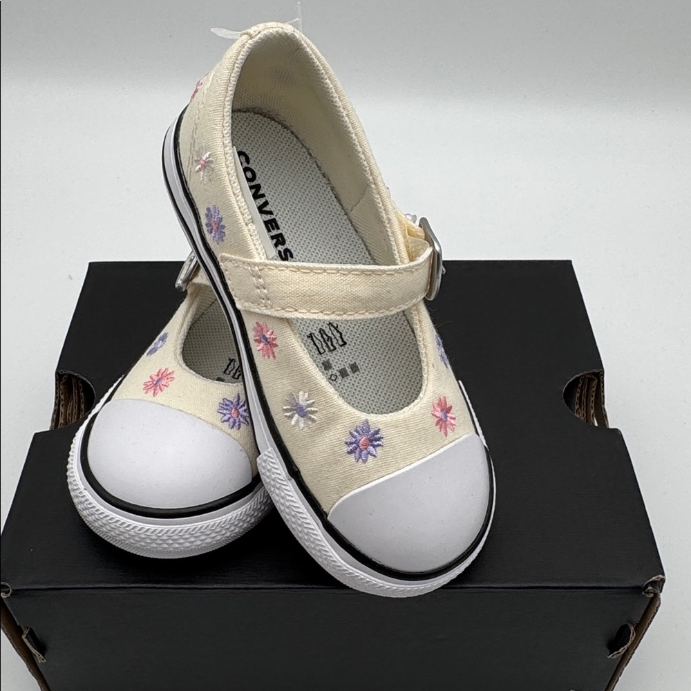 Converse Baby /‎ Kids Cream Floral Sneakers